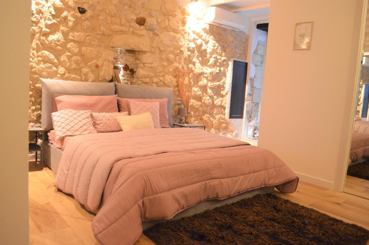 Domu 600 - Suite Mini Appartamento Cagliari Centro Storico Εξωτερικό φωτογραφία