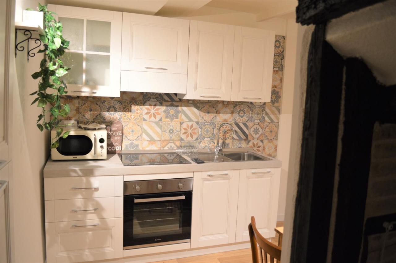 Domu 600 - Suite Mini Appartamento Cagliari Centro Storico Εξωτερικό φωτογραφία