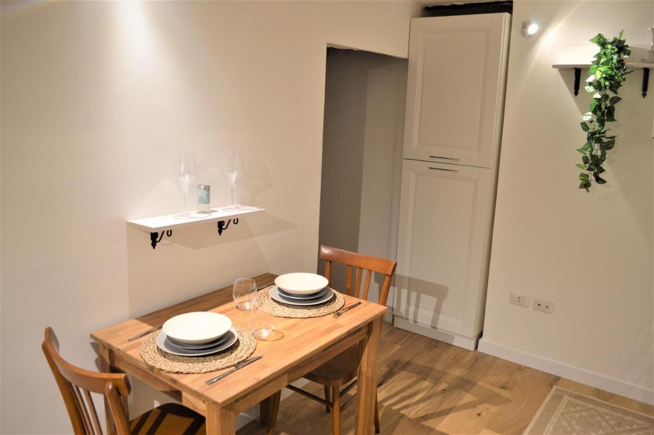 Domu 600 - Suite Mini Appartamento Cagliari Centro Storico Εξωτερικό φωτογραφία