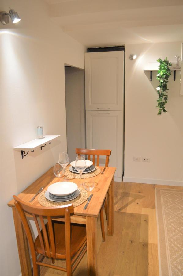 Domu 600 - Suite Mini Appartamento Cagliari Centro Storico Εξωτερικό φωτογραφία