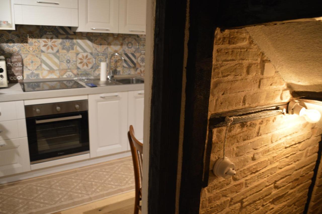 Domu 600 - Suite Mini Appartamento Cagliari Centro Storico Εξωτερικό φωτογραφία